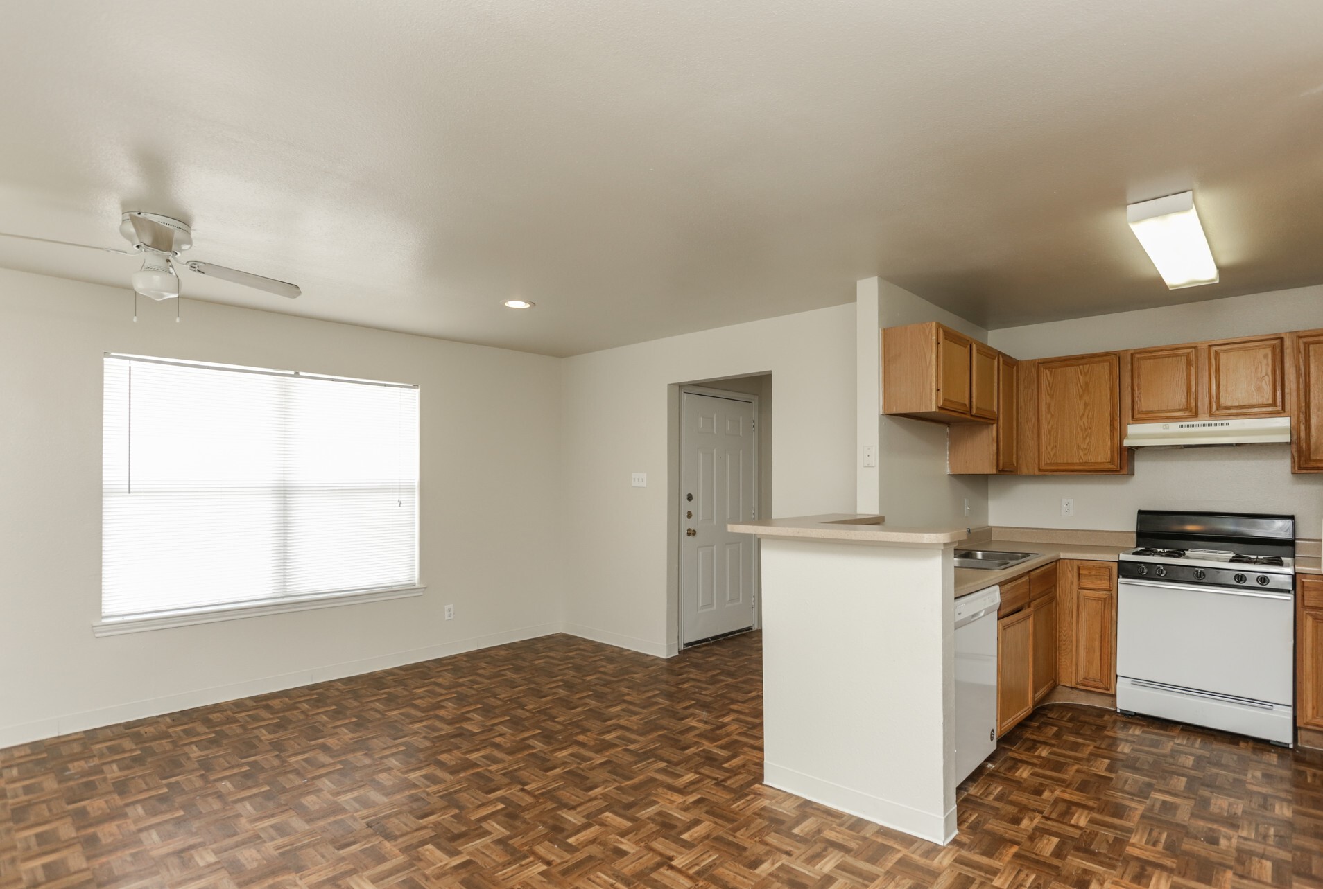 Amistad Apartments Vesta Corporation