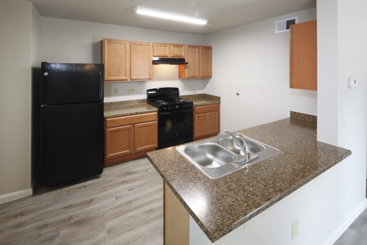 Park Yellowstone Townhomes & Apartments Vesta Corporation