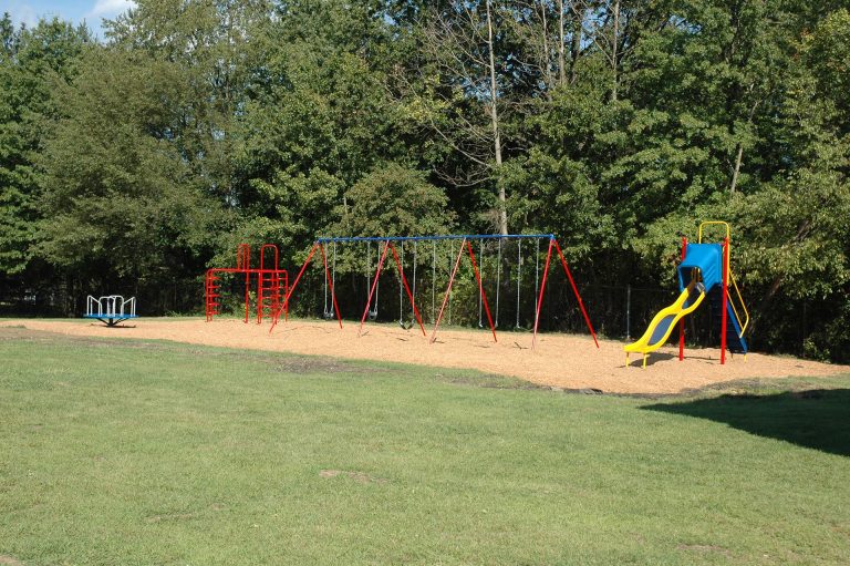 Royal Mall playground 2 Web 768x511