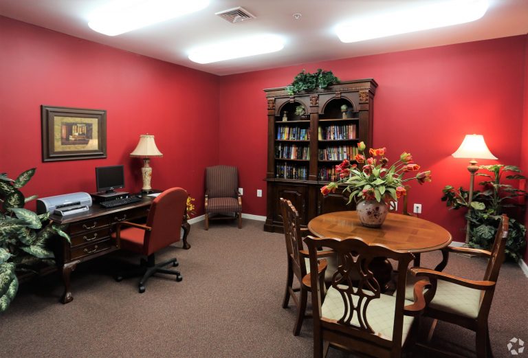 Business Center 1 768x521