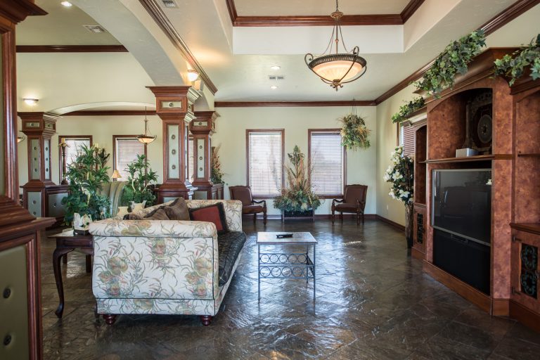 Clubhouse 3 1 768x512