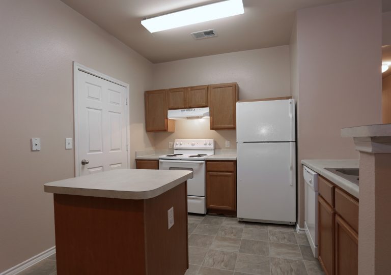 Kitchen 1 4 768x541