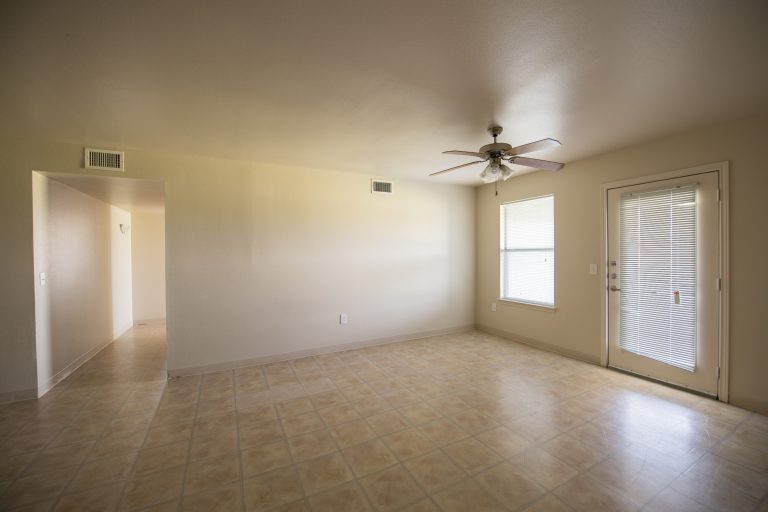 Living Area 3 2 768x512