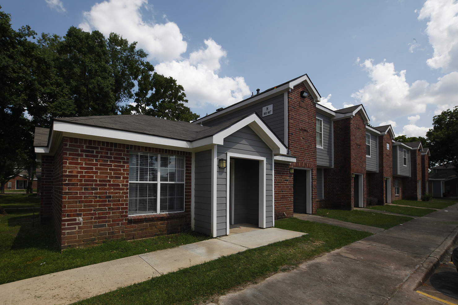 Park Yellowstone Townhomes & Apartments Vesta Corporation