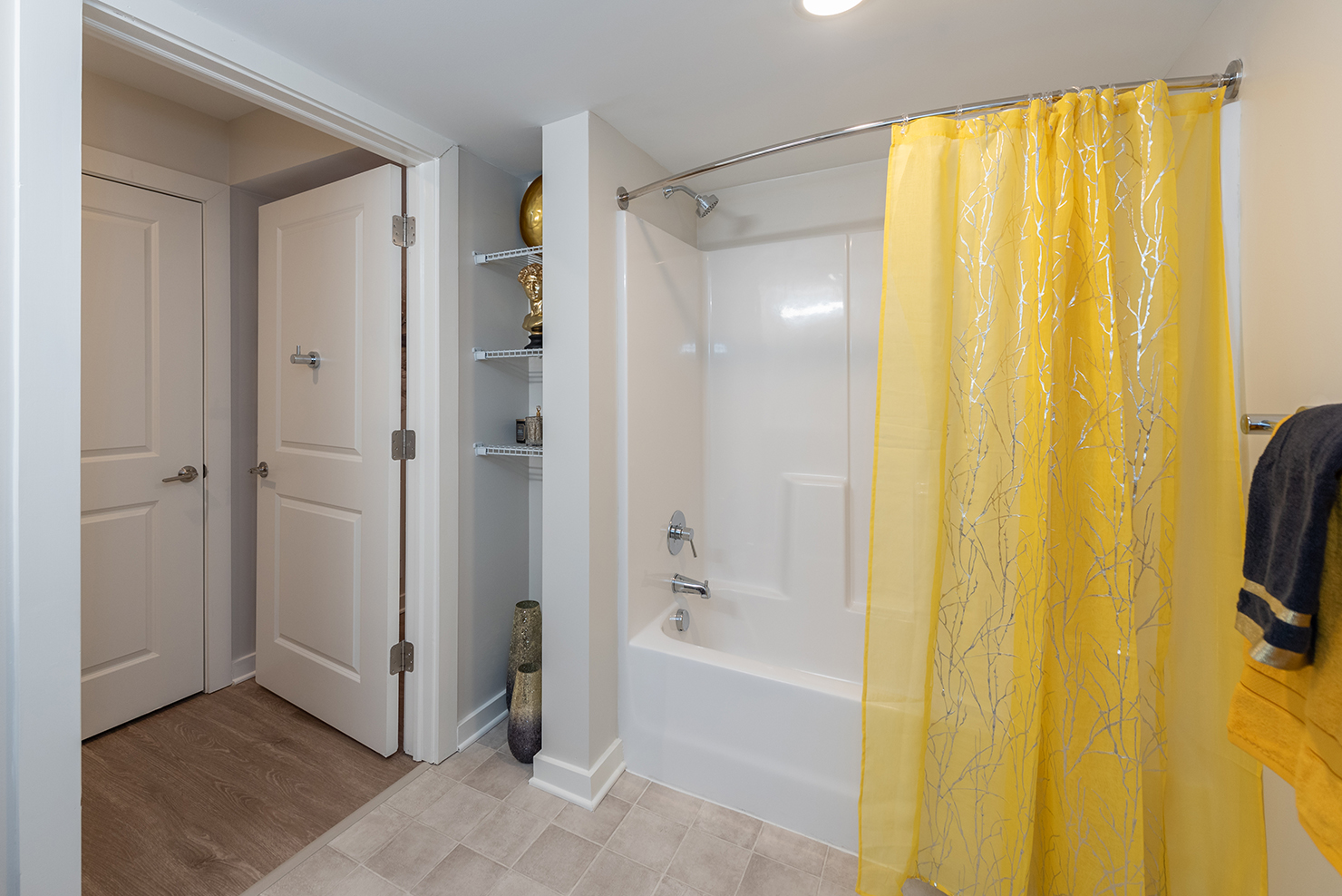 HV Bathroom 5sm